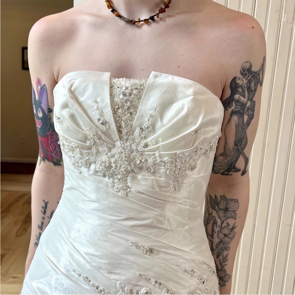 Pronovias Wedding Dress Gown “Reyes” Size 4 A-Line Taffeta Bling Strapless - Picture 5 of 8